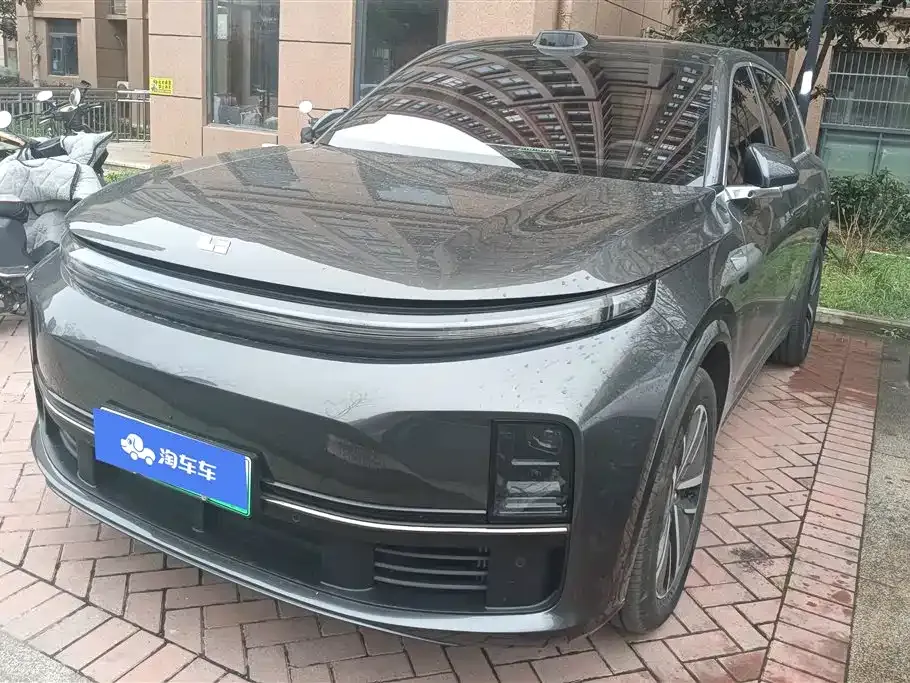 Li Auto L7 — фото 1