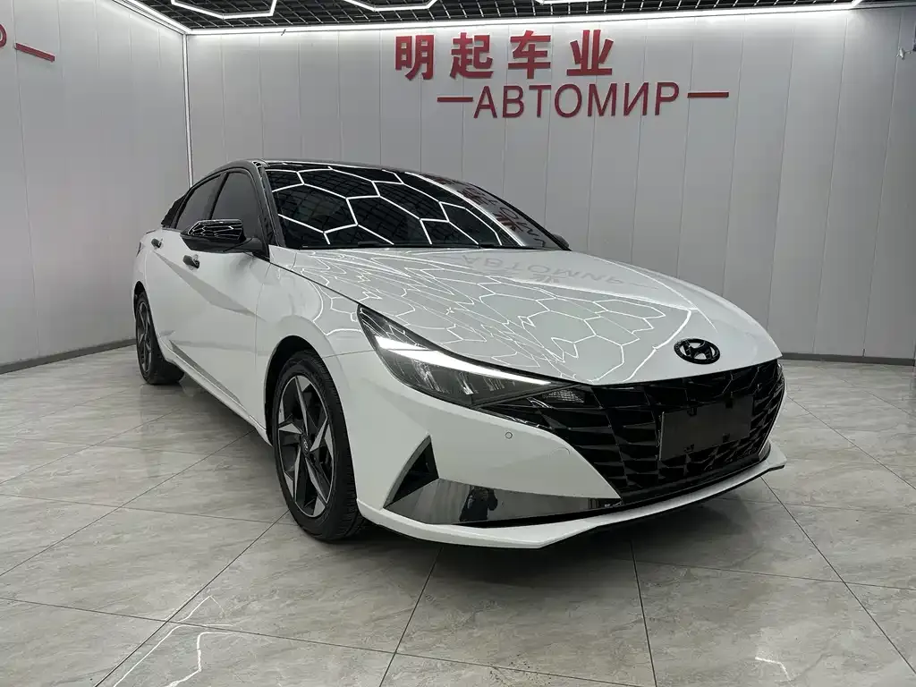 Hyundai Elantra 2023 из CN, фото 9