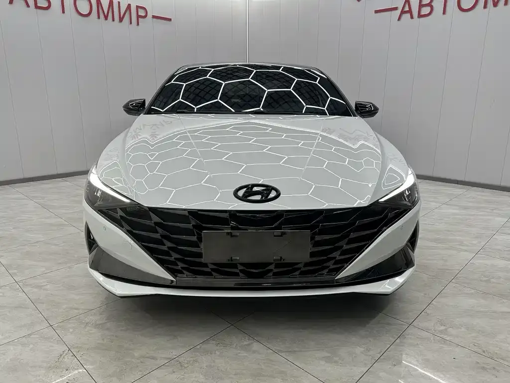 Hyundai Elantra 2023 из CN, фото 8