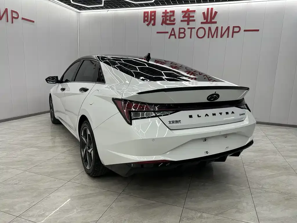 Hyundai Elantra 2023 из CN, фото 5
