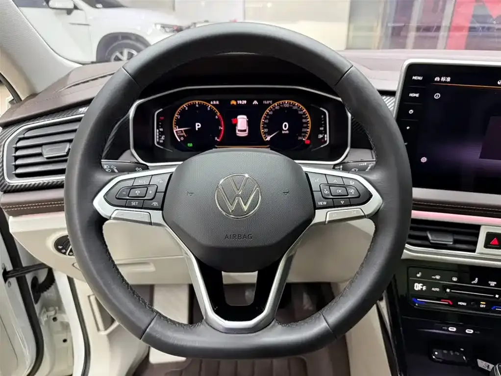 Volkswagen Tayron 2023 из CN, фото 5