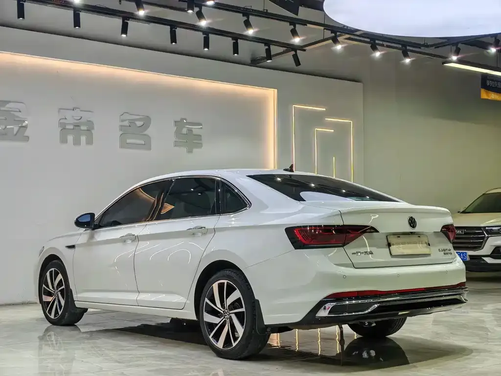 Volkswagen Sagitar 2023 из CN, фото 4