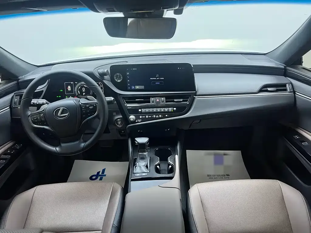 Lexus ES 2023 из CN, фото 2