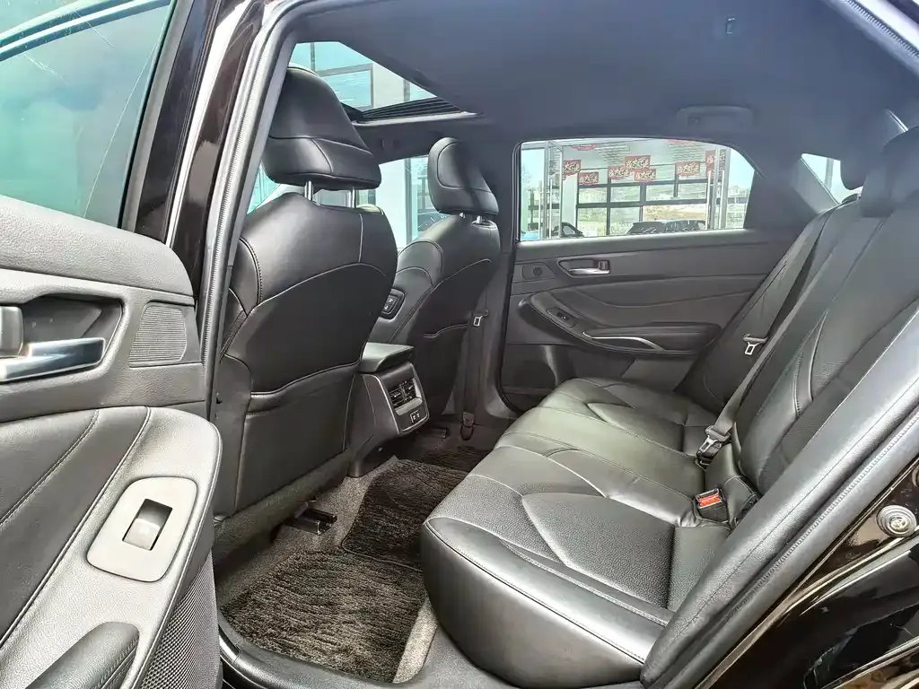 Toyota Avalon 2022 из CN, фото 10