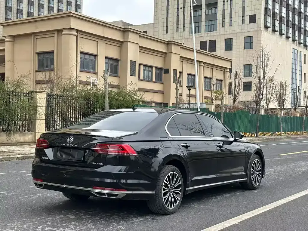 Volkswagen Phideon — фото 4