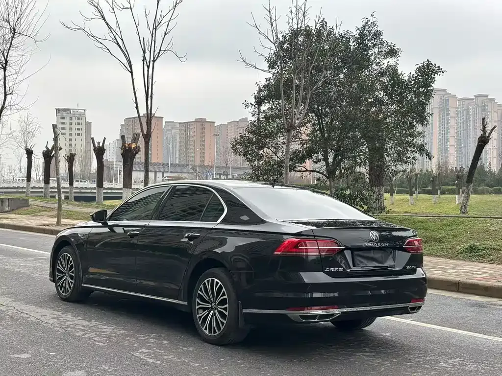 Volkswagen Phideon — фото 7