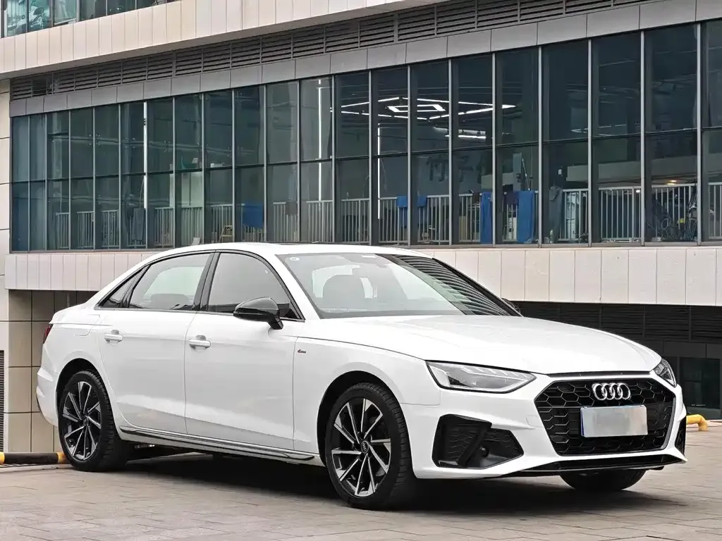 Audi A4L 2023 из CN, фото 10