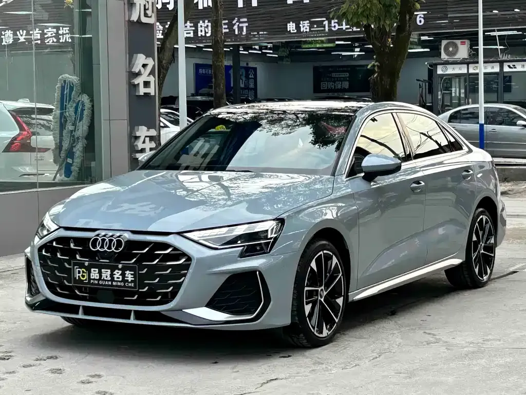 Audi A3 2024 из CN, фото 1