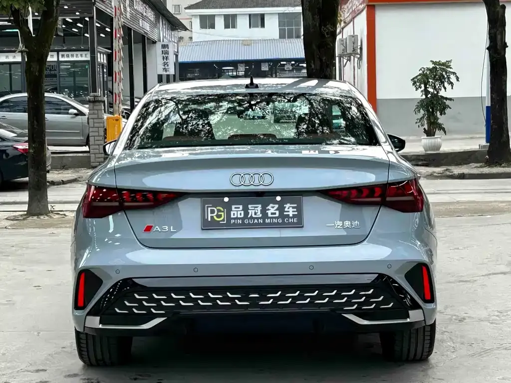 Audi A3 2024 из CN, фото 3