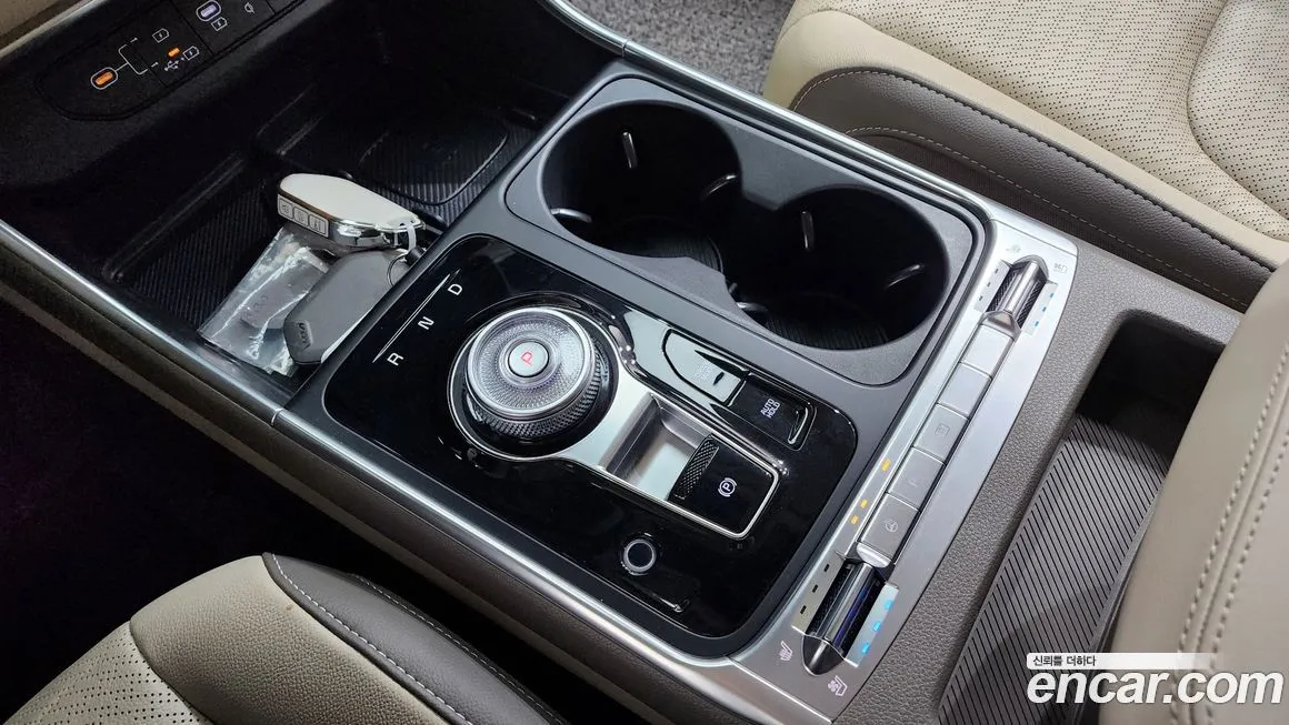 Kia Carnival — фото 10