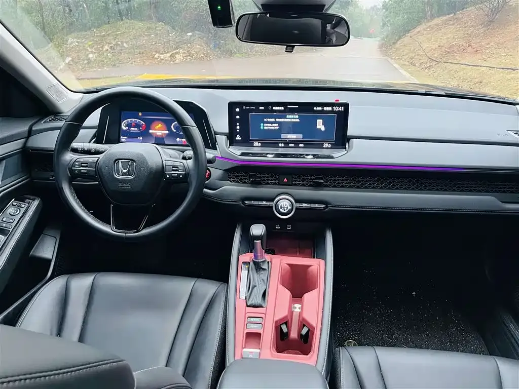 Honda Accord — фото 4