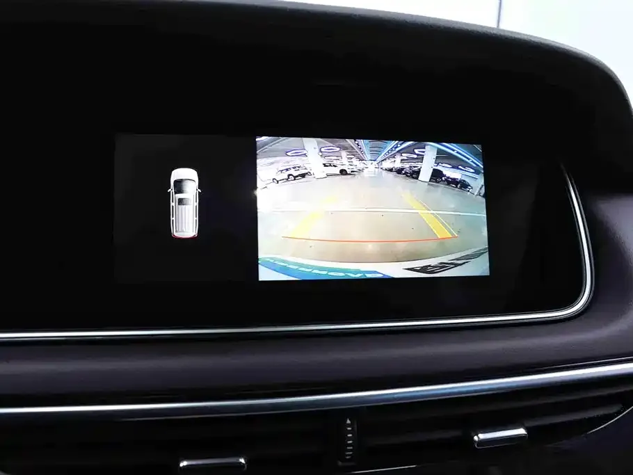 GAC Motor Trumpchi M6 — фото 8