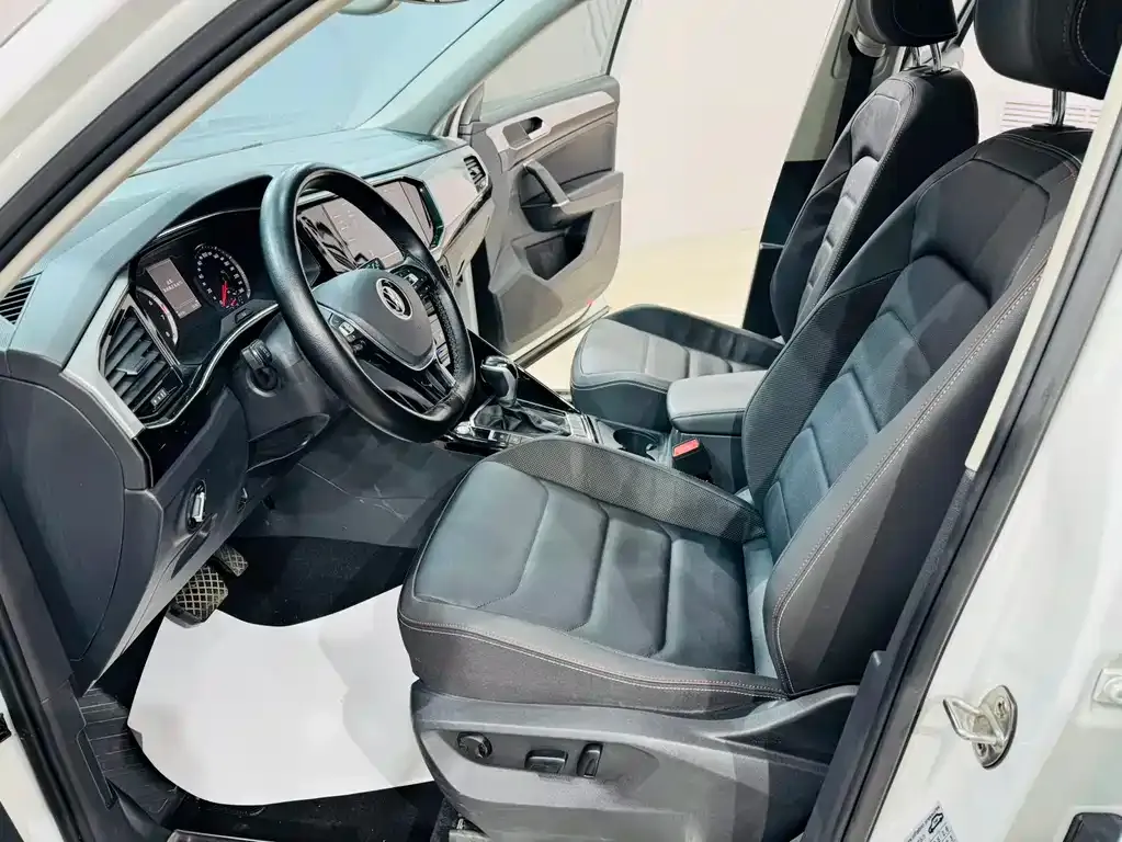 Volkswagen Tayron 2021 из CN, фото 4