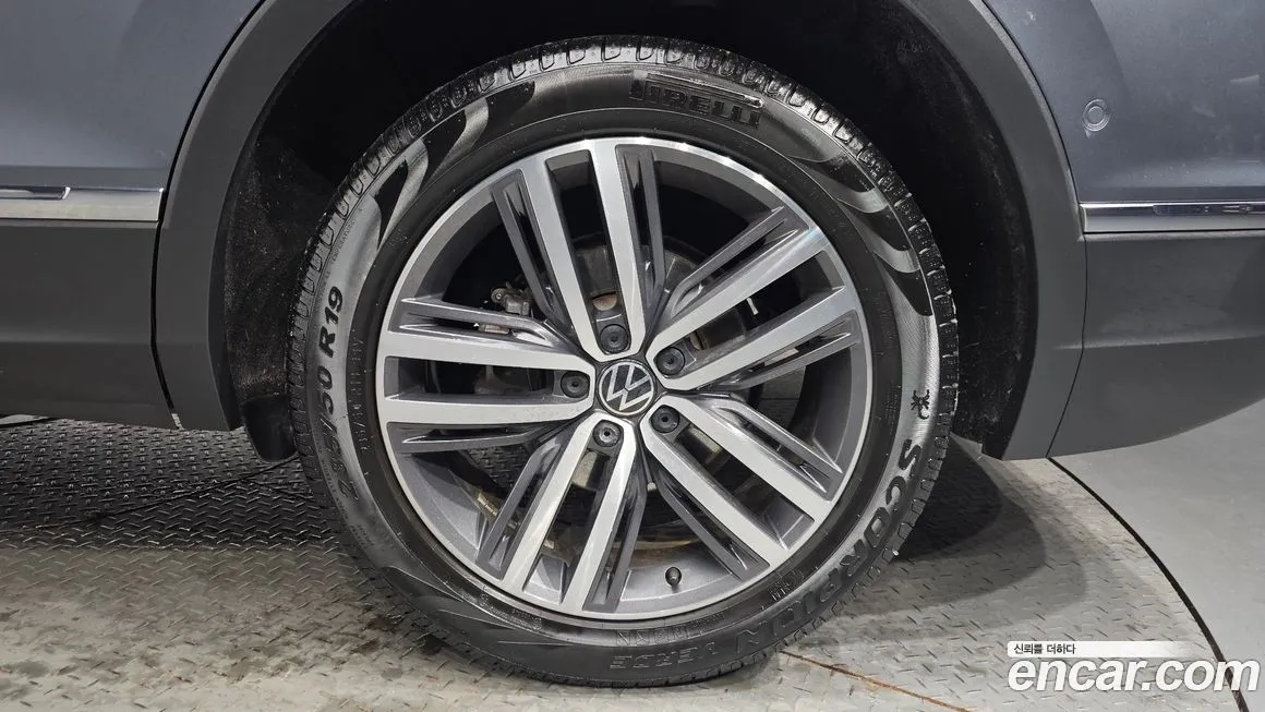 Volkswagen Tiguan 2023 из KR, фото 8