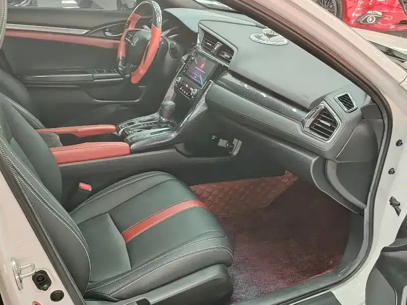 Honda Civic — фото 8