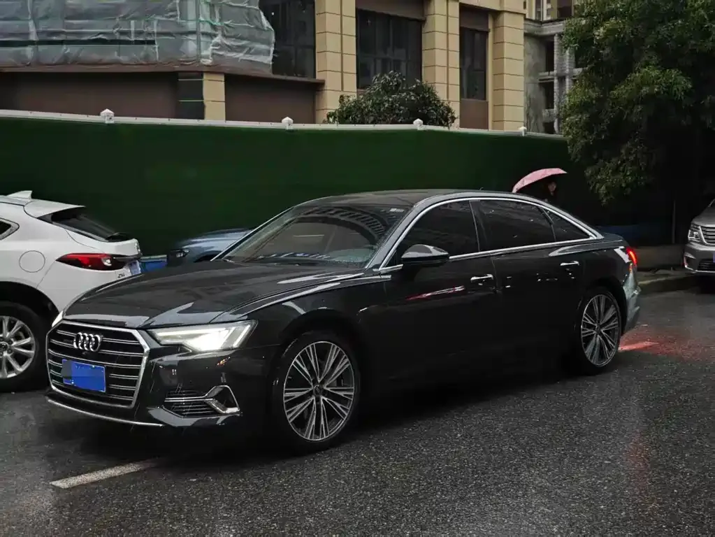 Audi A6L — фото 7