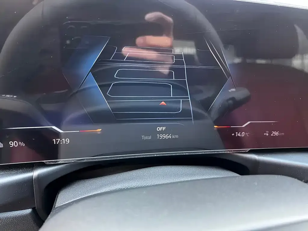 BMW i3 2024 из CN, фото 2