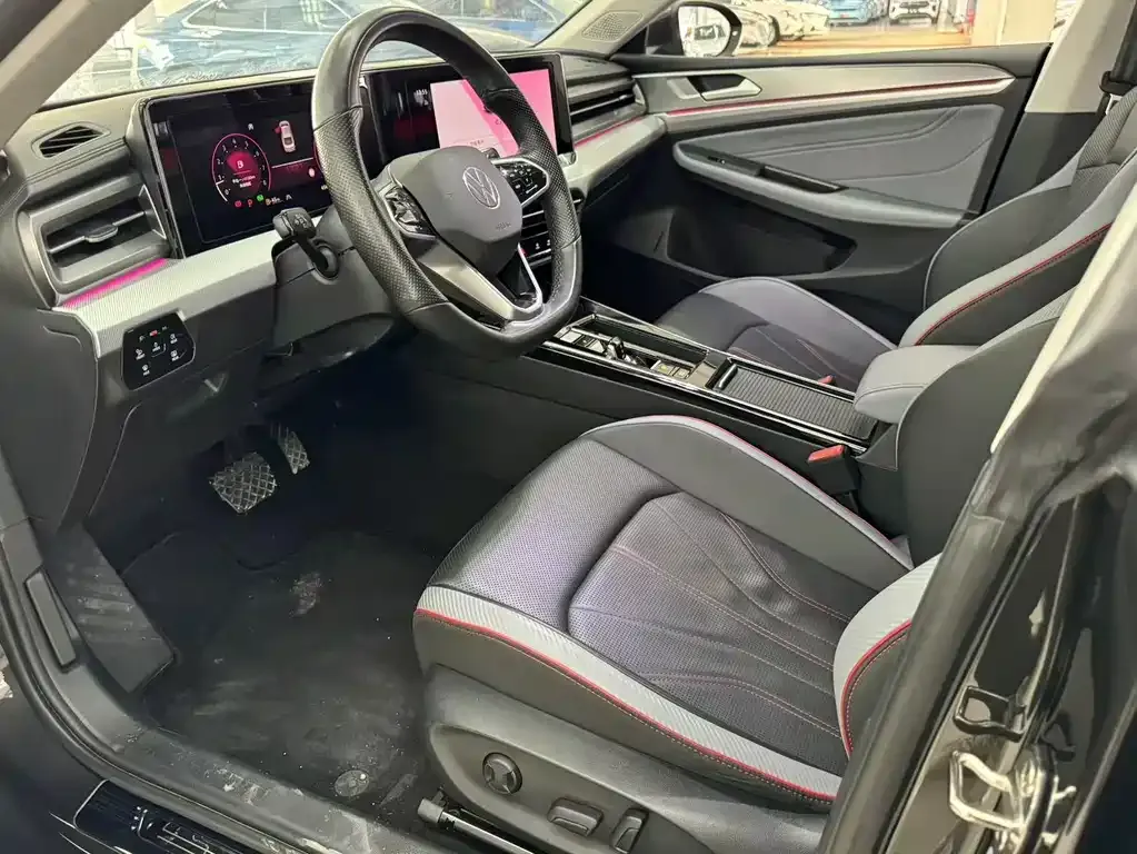 Volkswagen Lamando 2023 из CN, фото 8