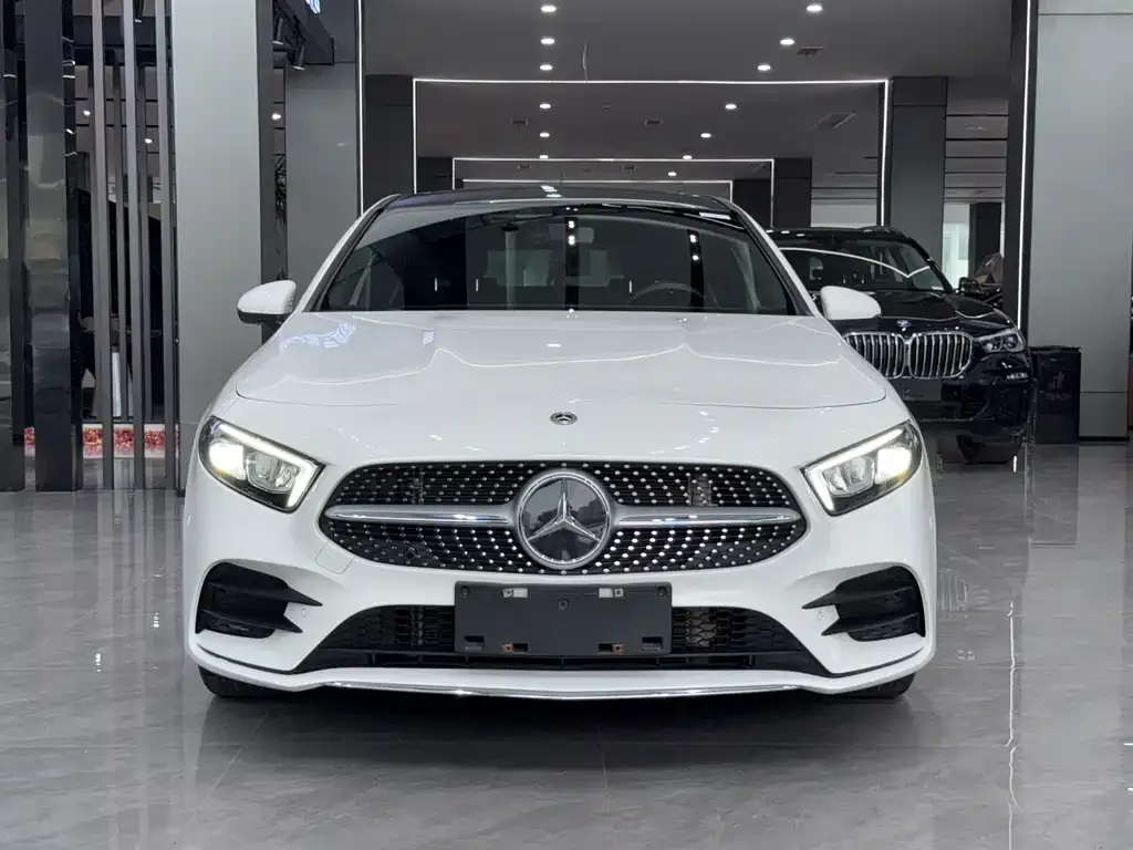 Mercedes-Benz A-Class — фото 6