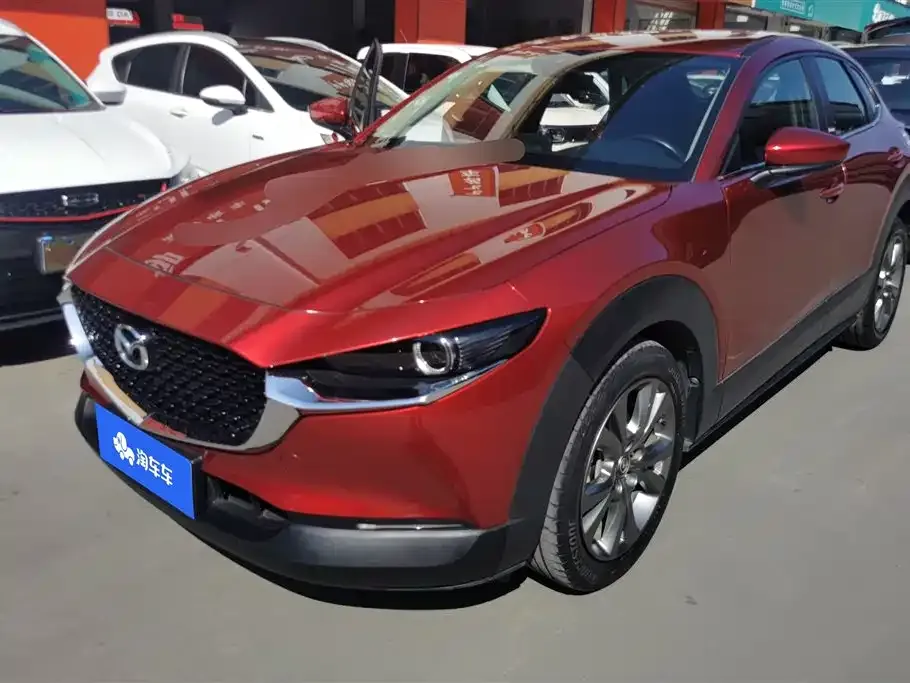 Mazda CX-30 — фото 1