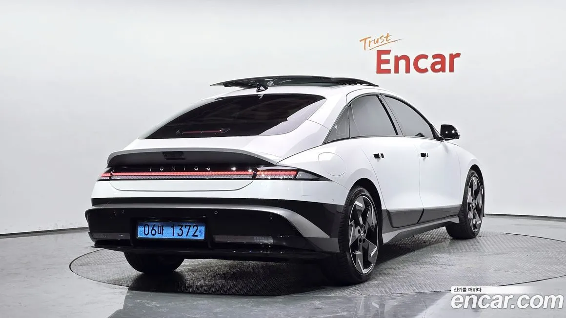 Hyundai Ioniq6 — фото 2