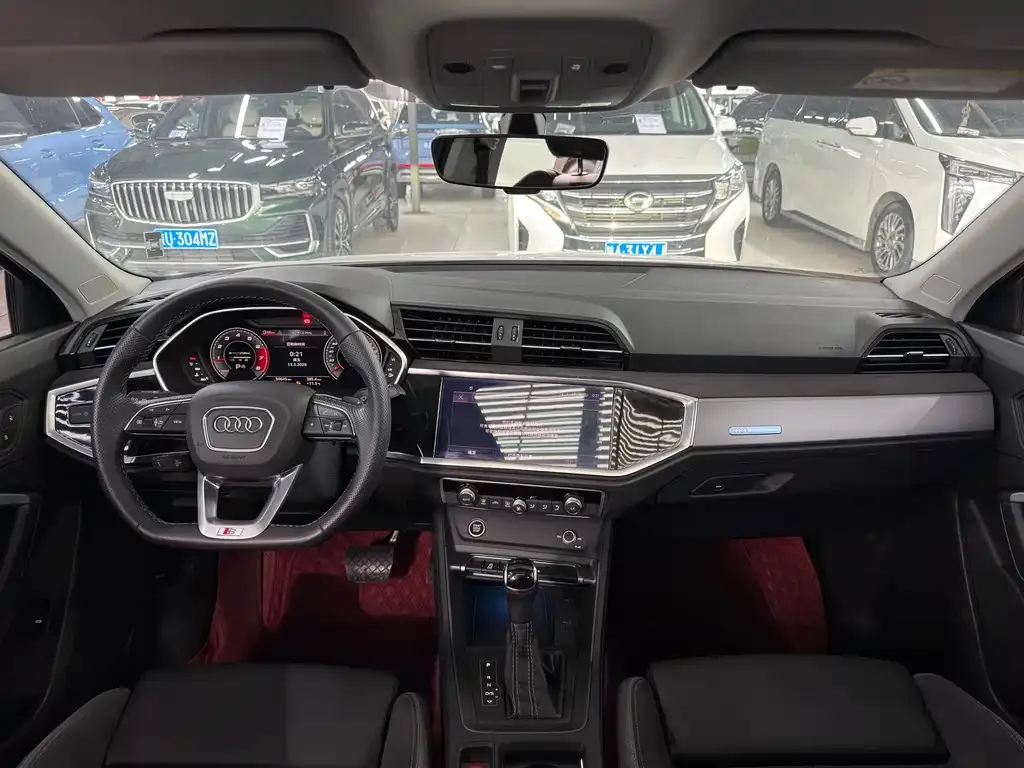 Audi Q3 2022 из CN, фото 6
