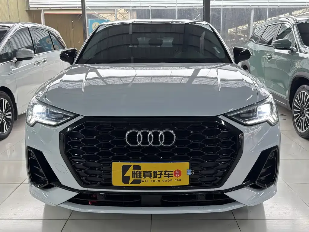 Audi Q3 2022 из CN, фото 7