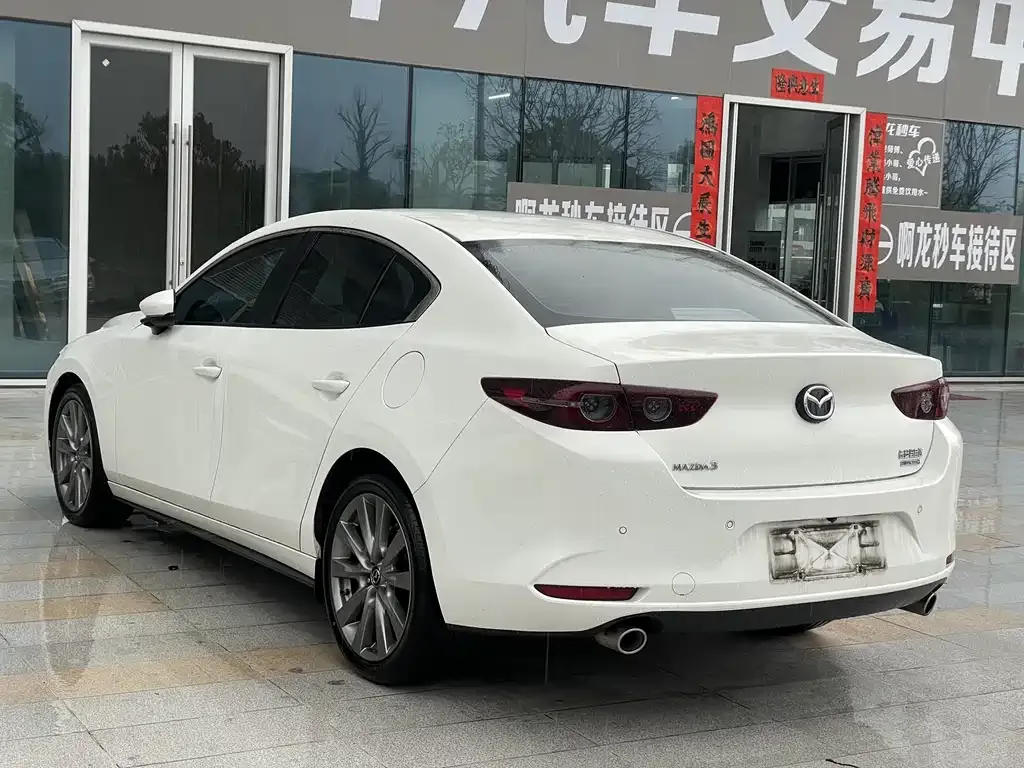 Mazda 3 Axela — фото 7