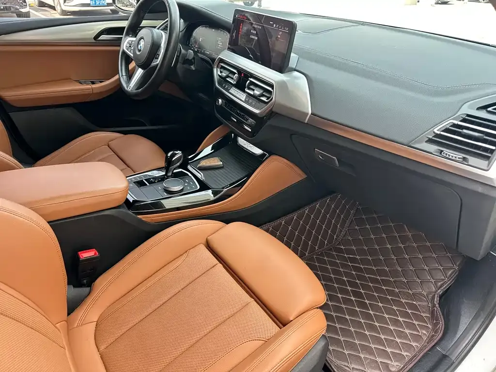 BMW X4 2023 из CN, фото 9