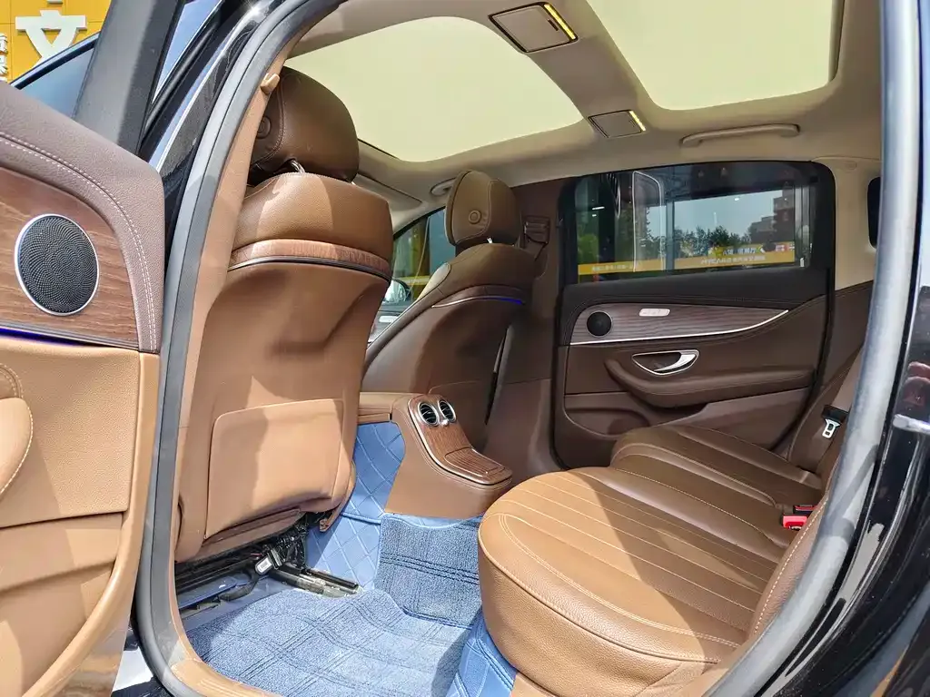 Mercedes-Benz E-Class 2021 из CN, фото 3