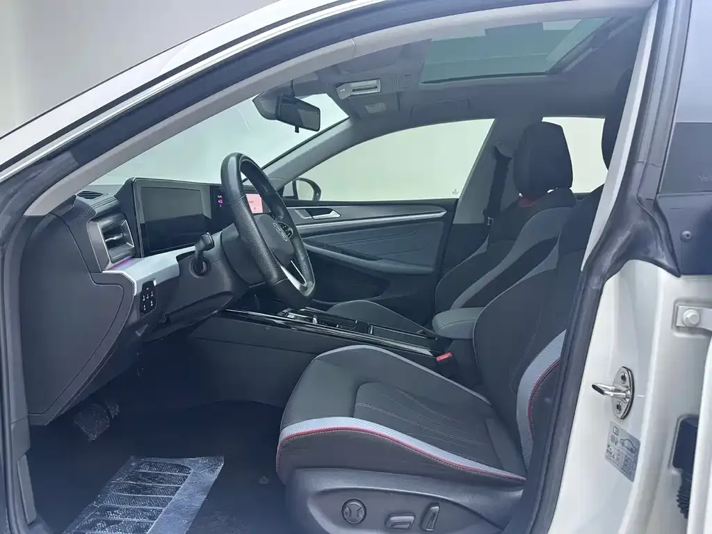 Volkswagen Lamando 2022 из CN, фото 4