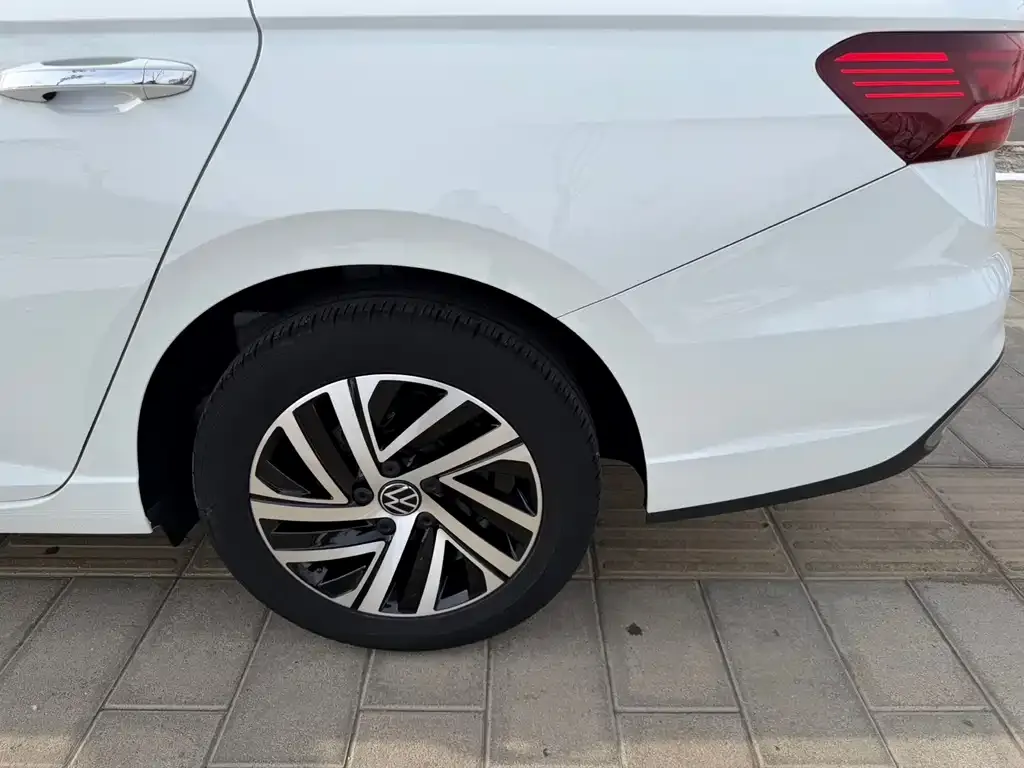 Volkswagen Lavida 2022 из CN, фото 3