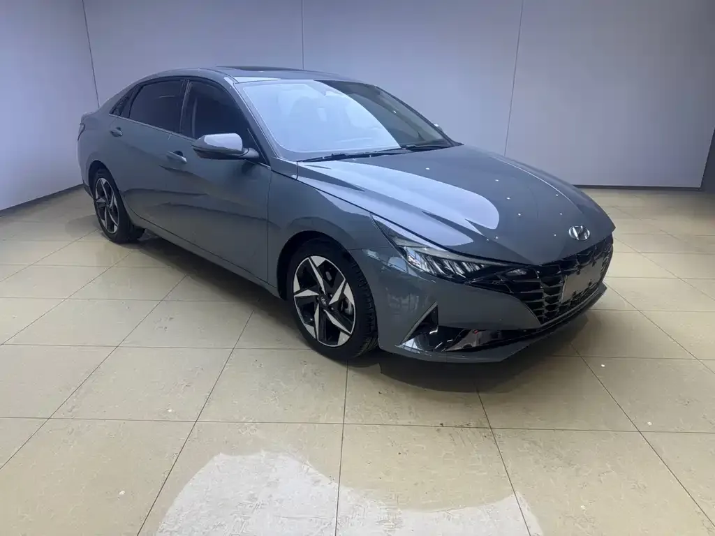 Hyundai Elantra 2022 из CN, фото 3
