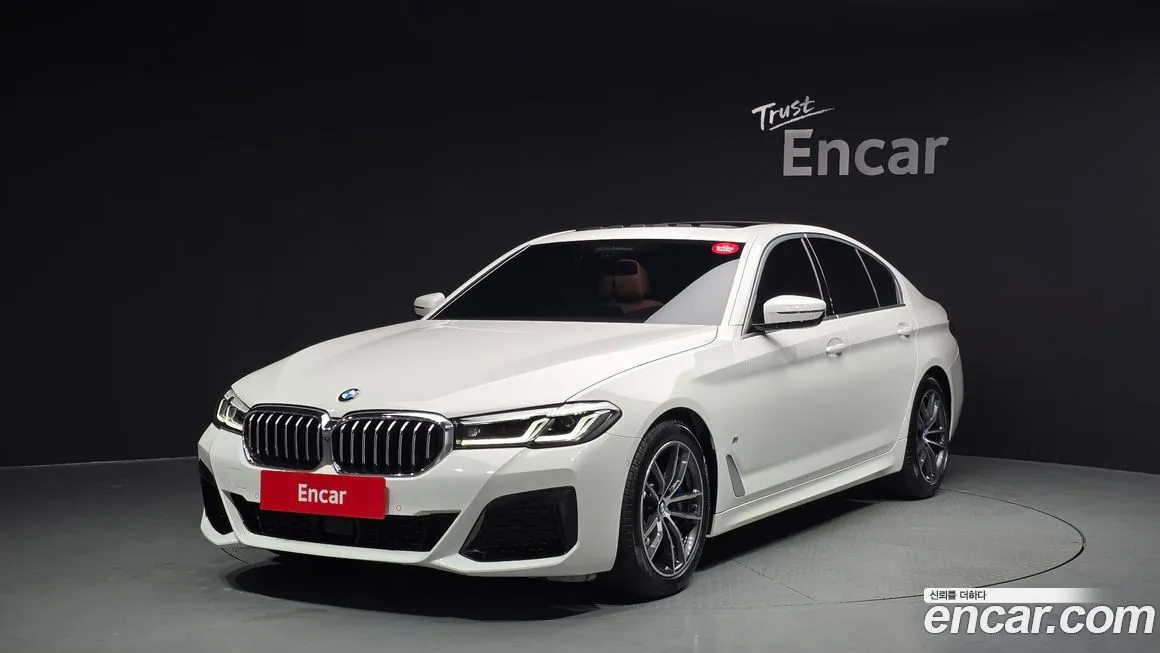BMW 5-Series 2023 из KR, фото 1