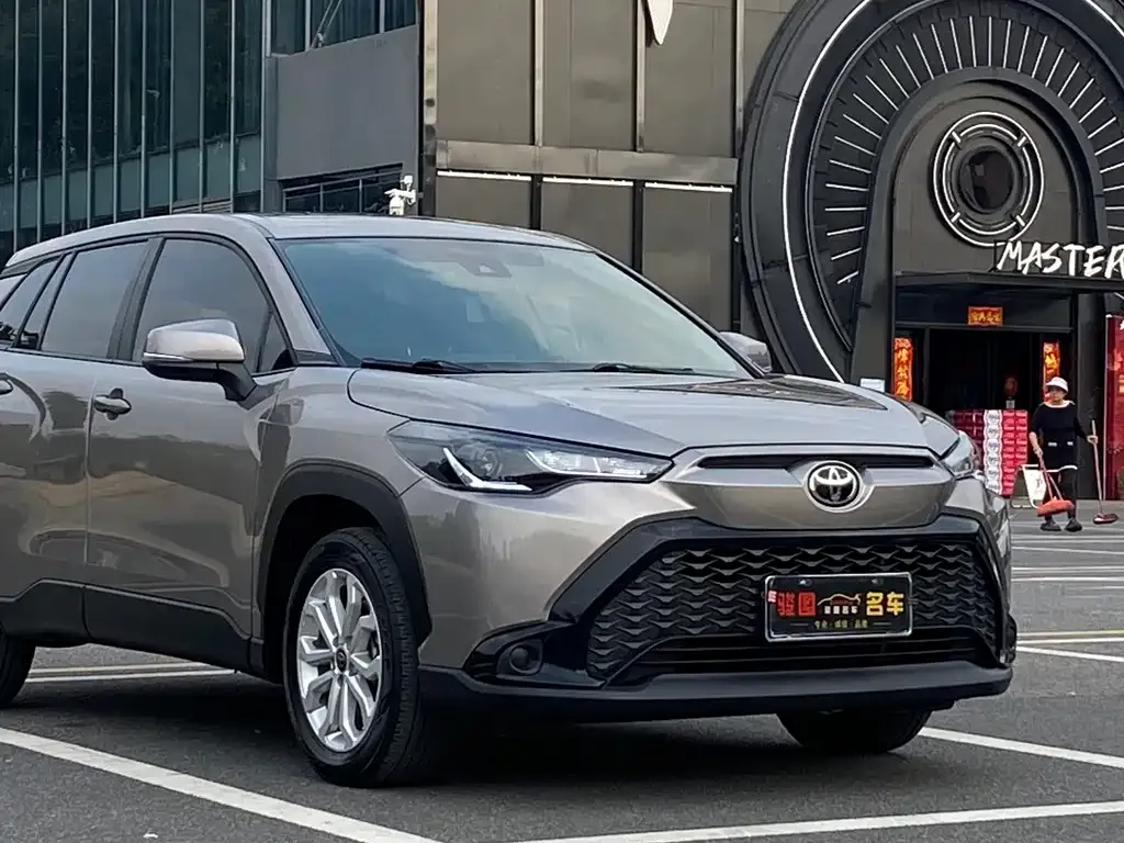 Toyota Frontlander — фото 4