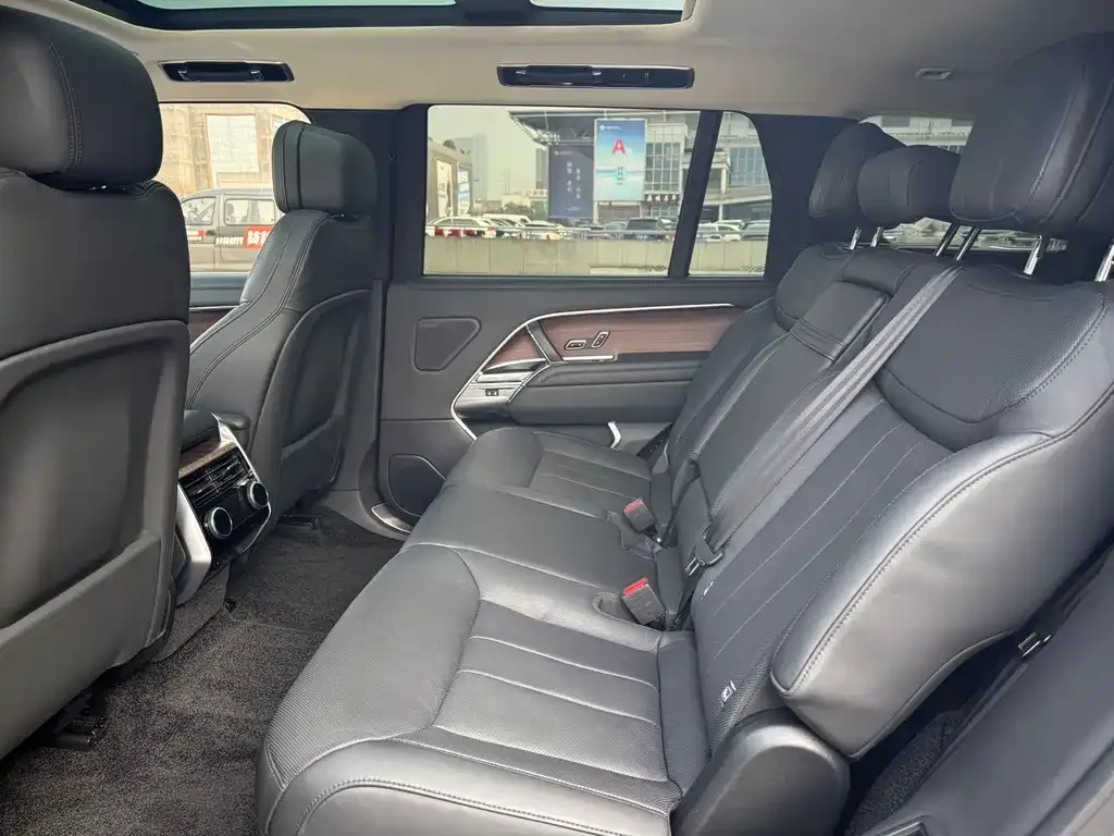 Land Rover Range Rover 2023 из CN, фото 4