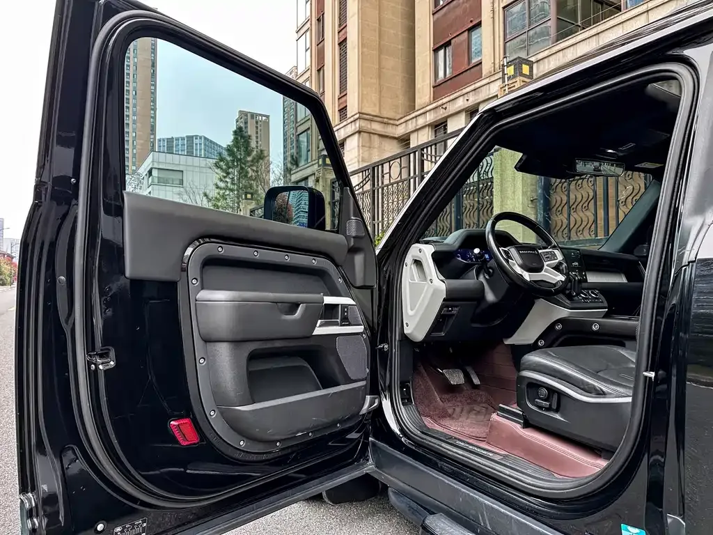 Land Rover Defender — фото 3