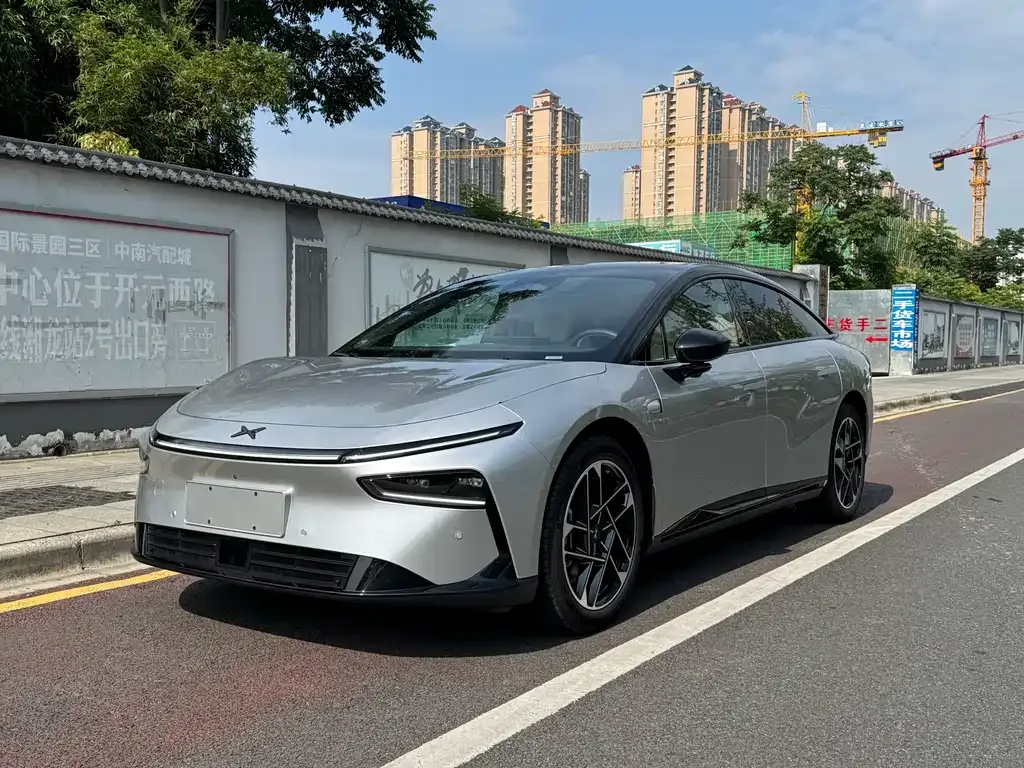 XPeng P7+ — фото 1