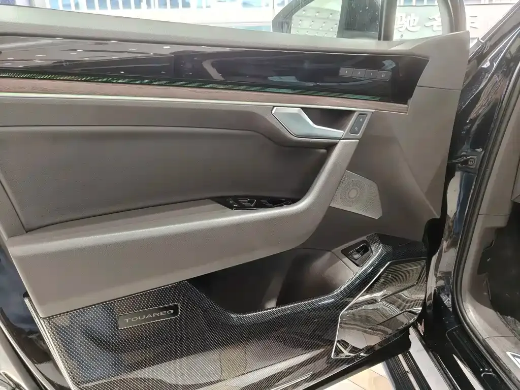 Volkswagen Touareg 2021 из CN, фото 8