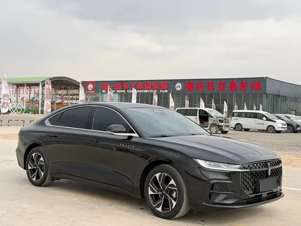 Lincoln Z 2024 из CN, фото 7