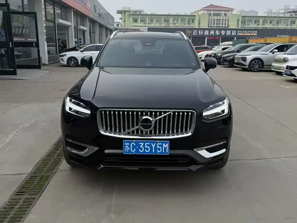 Volvo XC90 — фото 7