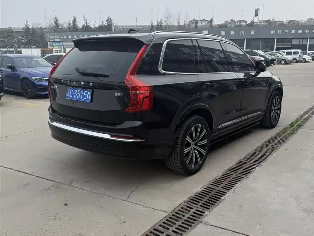 Volvo XC90 — фото 2