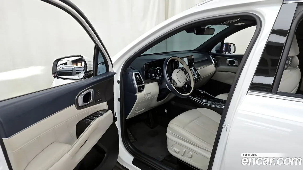 Kia Sorento — фото 6