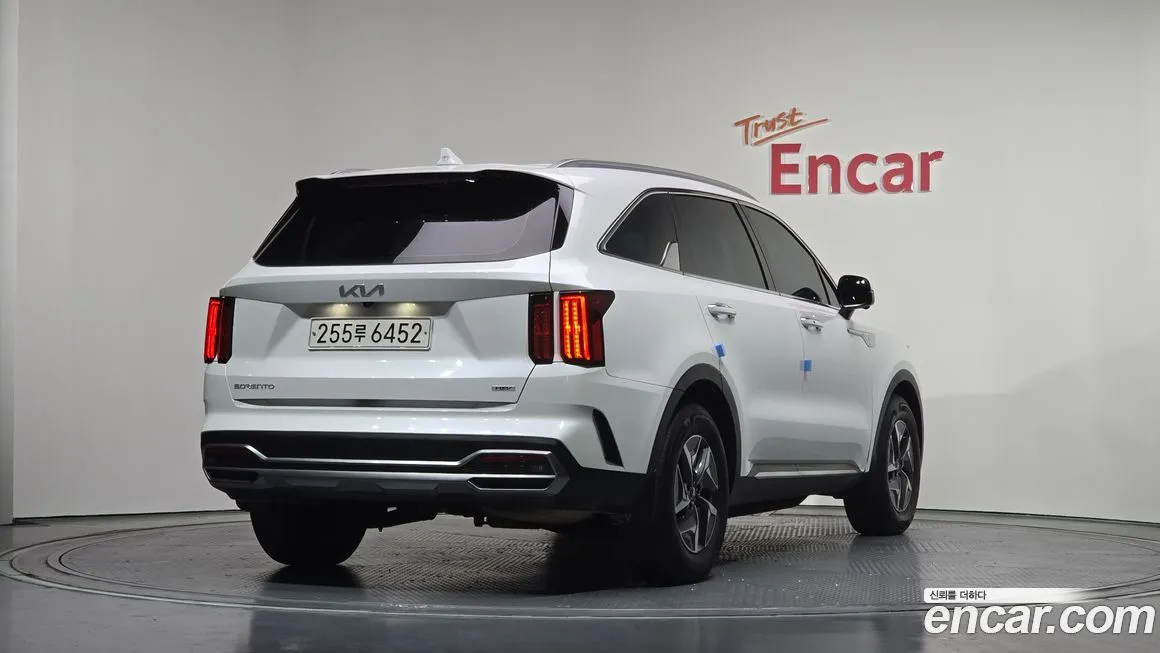 Kia Sorento — фото 7