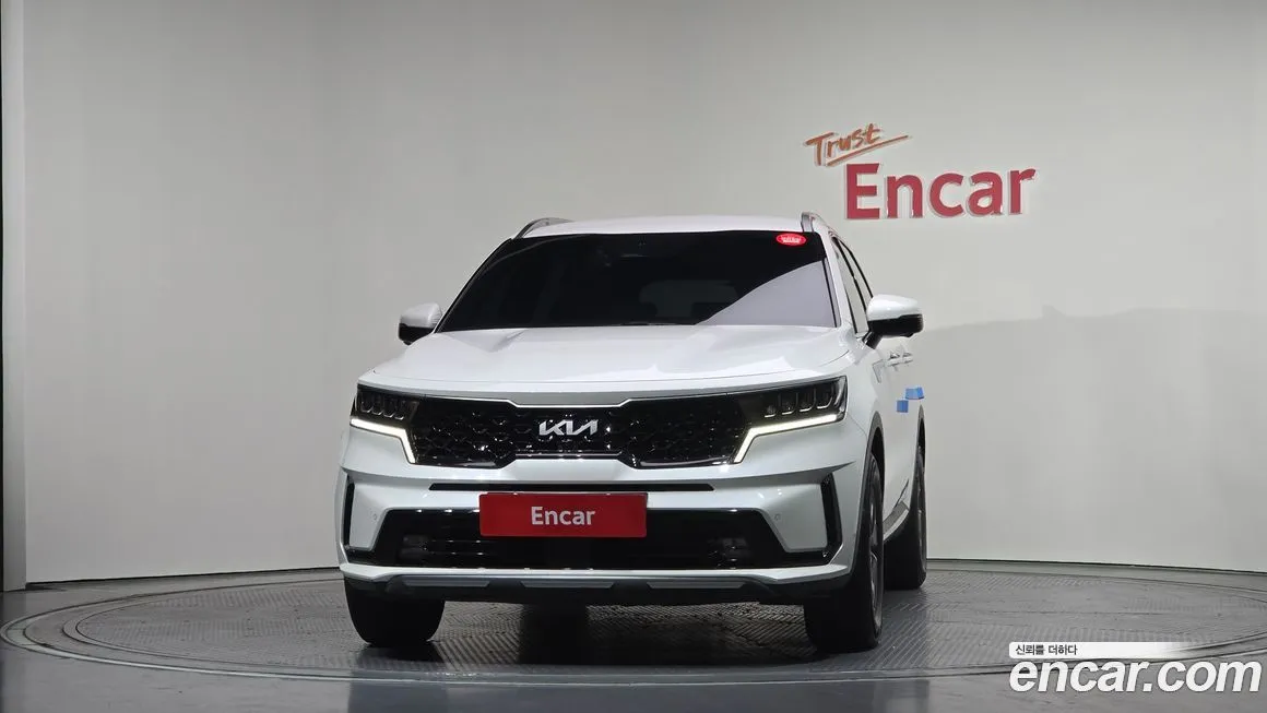 Kia Sorento — фото 8