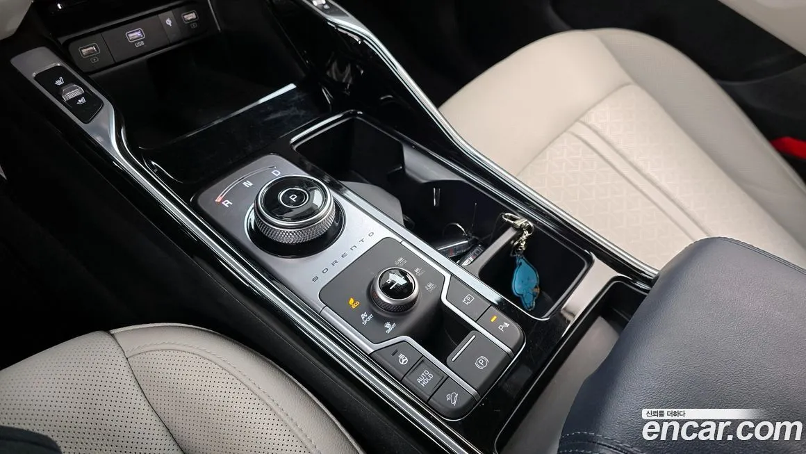Kia Sorento — фото 4