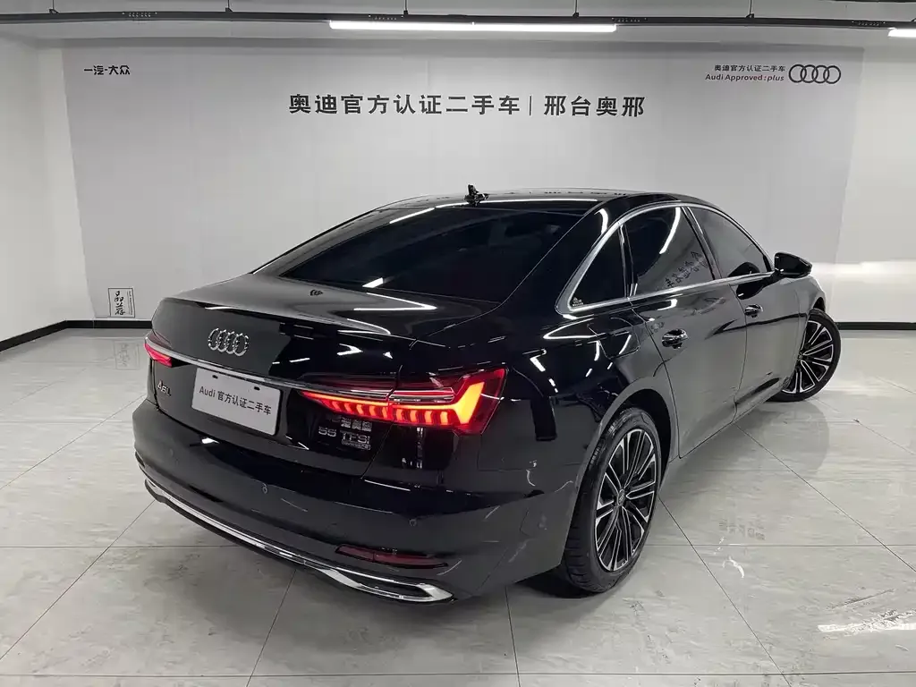 Audi A6L 2022 из CN, фото 5