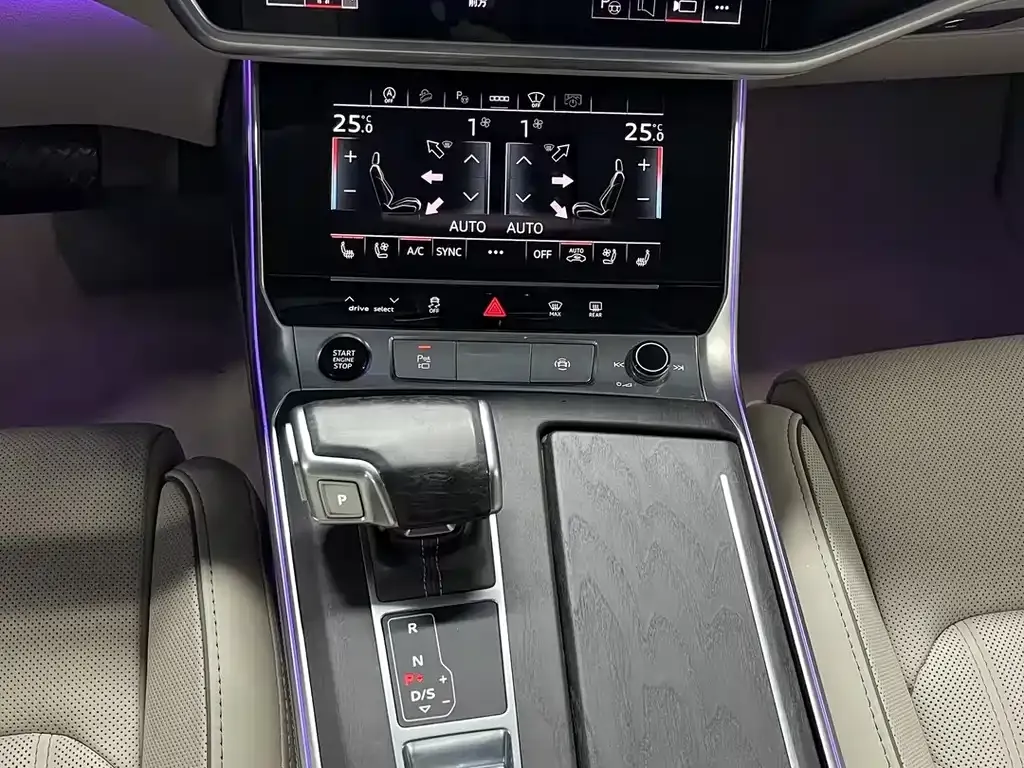 Audi A6L 2022 из CN, фото 6