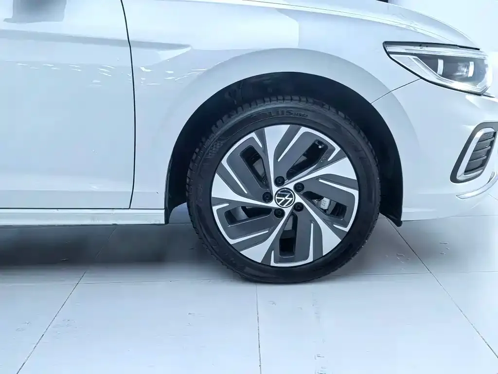 Volkswagen Bora 2025 из CN, фото 4