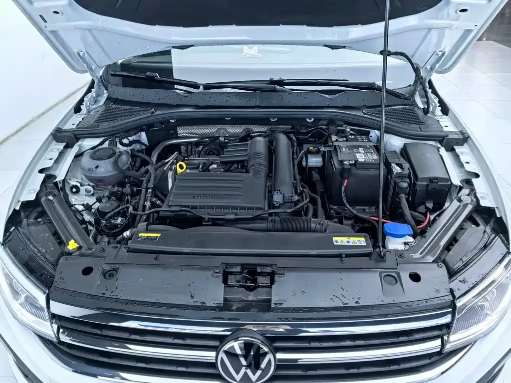Volkswagen Bora 2025 из CN, фото 10